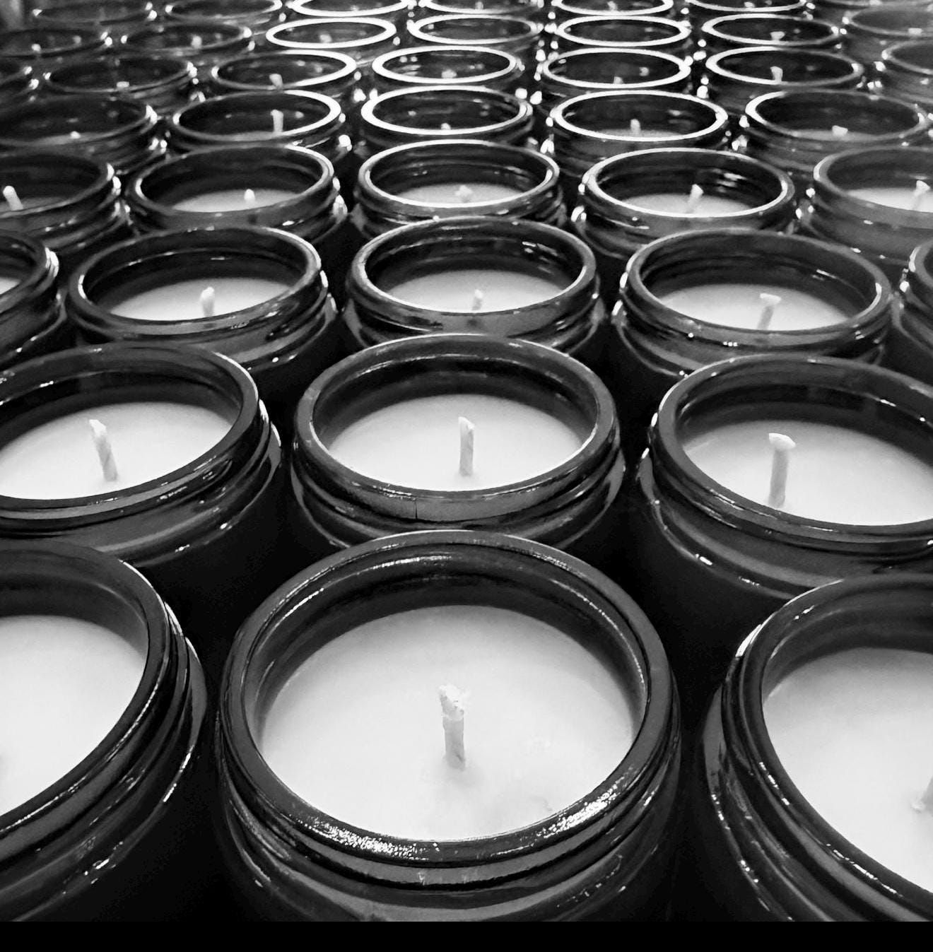 Spiced Cranberry Soy Candle: Cranberry, Mandarin, Cinnamon, Clove Scent